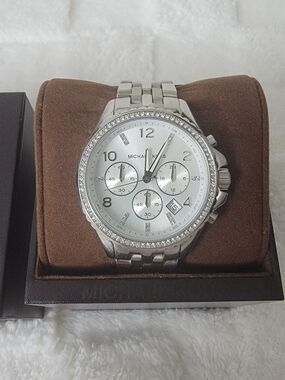 MICHAEL KORS GLITZ CHRONOGRAPH QUARTZ SILVER TONE WOMEN'S WATCH 44MM (MK5346)